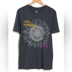 Altru Love Yourself Love Others Flower Graphic Black Crewneck T-Shirt Large NWT